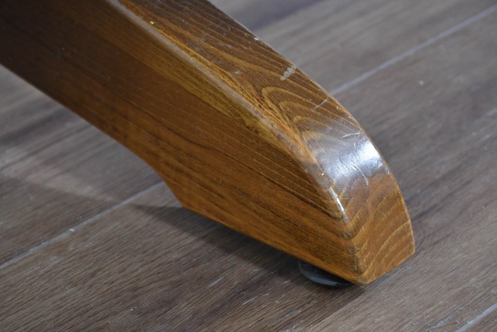 中古　飛騨産業　キツツキマーク　穂高シリーズ　ナラ材　木目の美しさと落ち着いた風合いが楽しめるエクステンションテーブル　(R-085670)