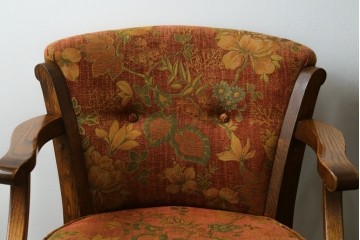 中古　三越家具(現カントリーハウス)　Brugge(ブルージュ)　クラシカルな草花文様のアームチェア2脚セット　(R-085671)