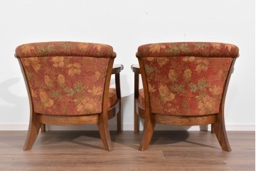 中古　三越家具(現カントリーハウス)　Brugge(ブルージュ)　クラシカルな草花文様のアームチェア2脚セット　(R-085671)