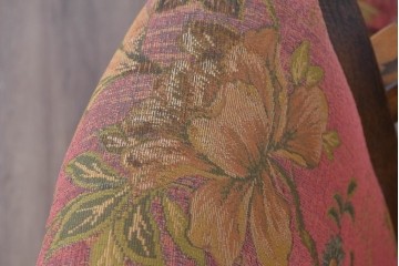 中古　三越家具(現カントリーハウス)　Brugge(ブルージュ)　クラシカルな草花文様のアームチェア2脚セット　(R-085671)