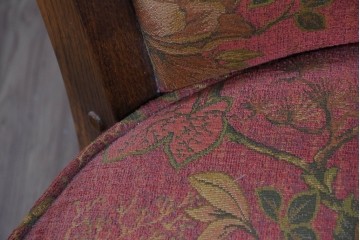 中古　三越家具(現カントリーハウス)　Brugge(ブルージュ)　クラシカルな草花文様のアームチェア2脚セット　(R-085671)