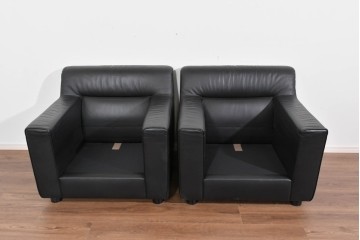 中古　コクヨ(KOKUYO)　ルクサリオ　本革+フェイクレザー　モダンデザインの1人掛けアームソファ2脚セット　定価(2脚合計)約35万円以上　(R-085672)