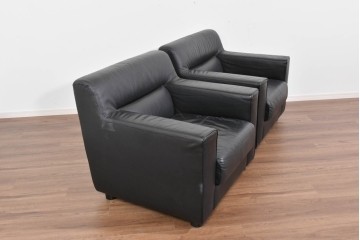 中古　コクヨ(KOKUYO)　ルクサリオ　本革+フェイクレザー　モダンデザインの1人掛けアームソファ2脚セット　定価(2脚合計)約35万円以上　(R-085672)