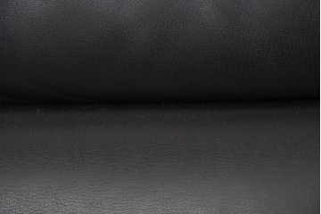 中古　コクヨ(KOKUYO)　ルクサリオ　本革+フェイクレザー　モダンデザインの1人掛けアームソファ2脚セット　定価(2脚合計)約35万円以上　(R-085672)