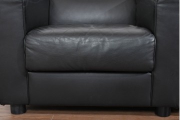 中古　コクヨ(KOKUYO)　ルクサリオ　本革+フェイクレザー　モダンデザインの1人掛けアームソファ2脚セット　定価(2脚合計)約35万円以上　(R-085672)