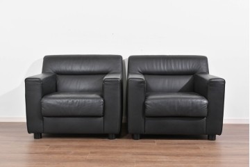 中古　コクヨ(KOKUYO)　ルクサリオ　本革+フェイクレザー　モダンデザインの1人掛けアームソファ2脚セット　定価(2脚合計)約35万円以上　(R-085673)