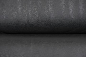 中古　コクヨ(KOKUYO)　ルクサリオ　本革+フェイクレザー　モダンデザインの1人掛けアームソファ2脚セット　定価(2脚合計)約35万円以上　(R-085673)