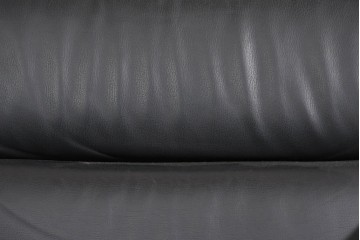 中古　コクヨ(KOKUYO)　ルクサリオ　本革+フェイクレザー　モダンデザインの1人掛けアームソファ2脚セット　定価(2脚合計)約35万円以上　(R-085674)