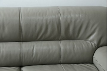 中古　美品　IDC大塚家具　L/S STYLISH-37(エルエススタイリッシュ37)　本革の上質な風合いが魅力のカウチソファ　定価約43万円　(R-085679)