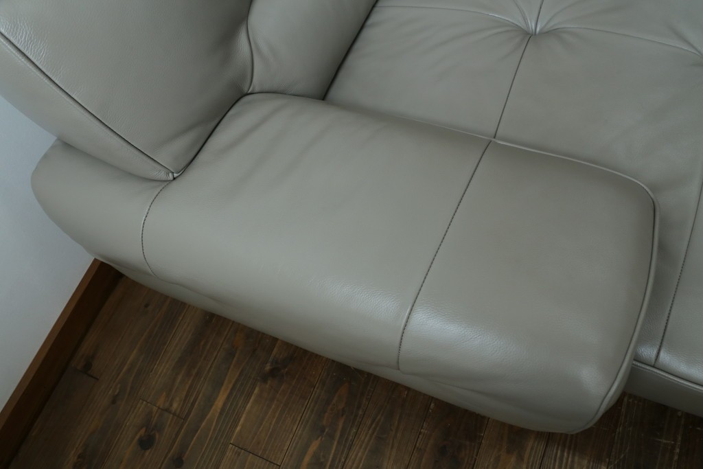 中古　美品　IDC大塚家具　L/S STYLISH-37(エルエススタイリッシュ37)　本革の上質な風合いが魅力のカウチソファ　定価約43万円　(R-085679)