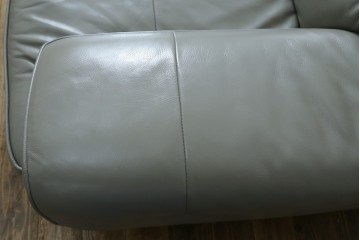 中古　美品　IDC大塚家具　L/S STYLISH-37(エルエススタイリッシュ37)　本革の上質な風合いが魅力のカウチソファ　定価約43万円　(R-085679)