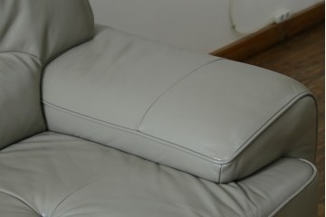 中古　美品　IDC大塚家具　L/S STYLISH-37(エルエススタイリッシュ37)　本革の上質な風合いが魅力のカウチソファ　定価約43万円　(R-085679)