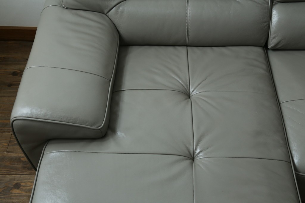 中古　美品　IDC大塚家具　L/S STYLISH-37(エルエススタイリッシュ37)　本革の上質な風合いが魅力のカウチソファ　定価約43万円　(R-085679)