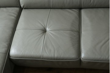 中古　美品　IDC大塚家具　L/S STYLISH-37(エルエススタイリッシュ37)　本革の上質な風合いが魅力のカウチソファ　定価約43万円　(R-085679)