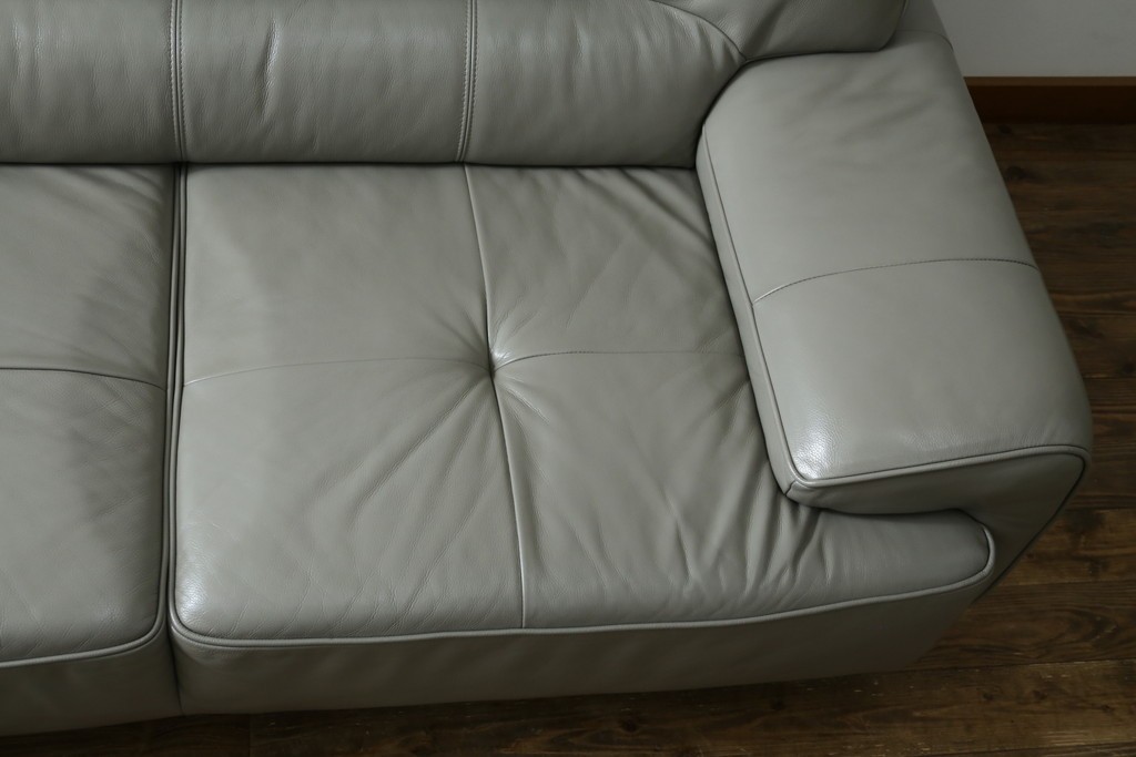 中古　美品　IDC大塚家具　L/S STYLISH-37(エルエススタイリッシュ37)　本革の上質な風合いが魅力のカウチソファ　定価約43万円　(R-085679)