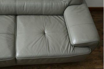 中古　美品　IDC大塚家具　L/S STYLISH-37(エルエススタイリッシュ37)　本革の上質な風合いが魅力のカウチソファ　定価約43万円　(R-085679)