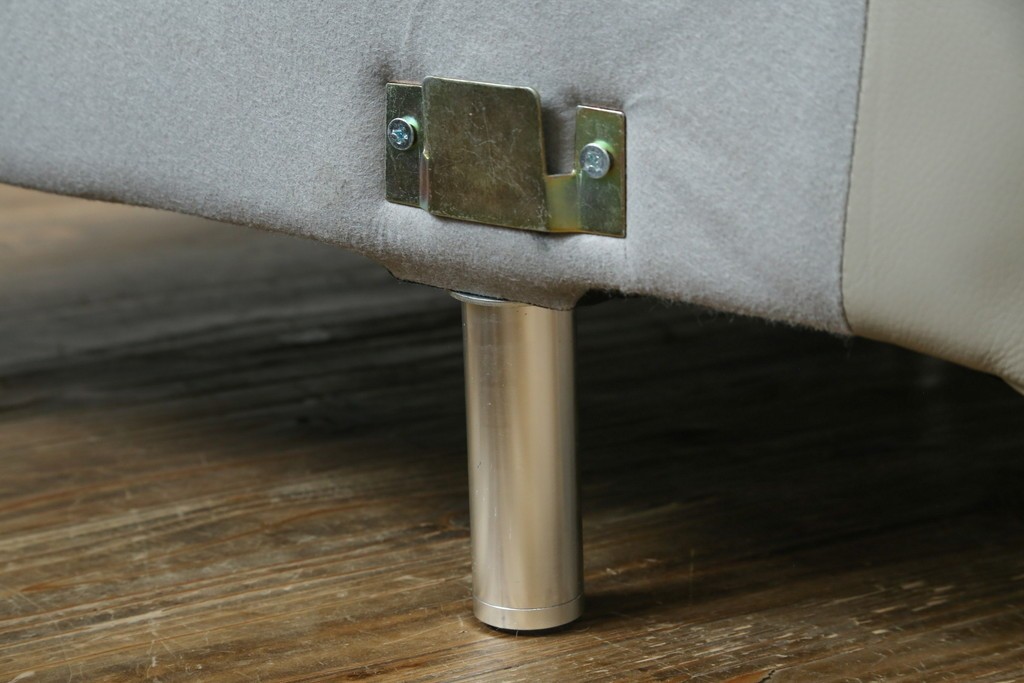 中古　美品　IDC大塚家具　L/S STYLISH-37(エルエススタイリッシュ37)　本革の上質な風合いが魅力のカウチソファ　定価約43万円　(R-085679)