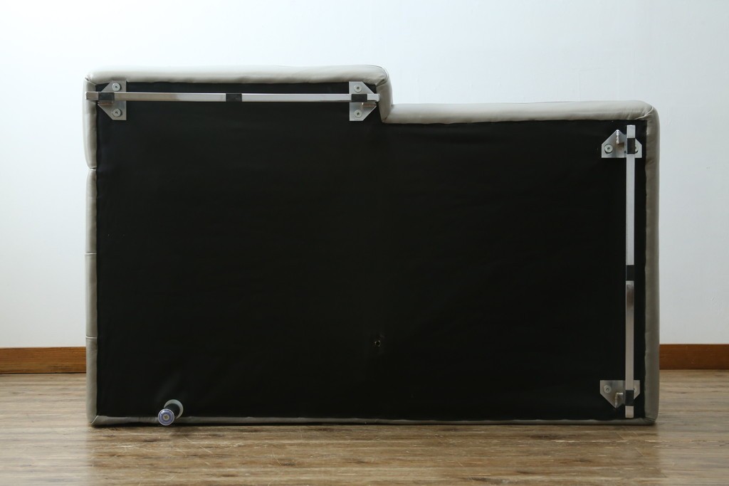 中古　美品　IDC大塚家具　L/S STYLISH-37(エルエススタイリッシュ37)　本革の上質な風合いが魅力のカウチソファ　定価約43万円　(R-085679)