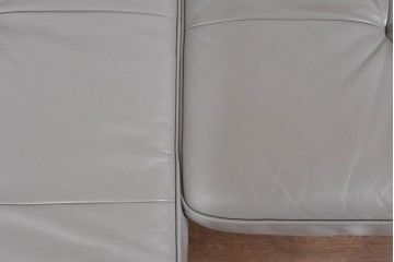 中古　美品　IDC大塚家具　L/S STYLISH-37(エルエススタイリッシュ37)　本革の上質な風合いが魅力のカウチソファ　定価約43万円相当　(R-085679)