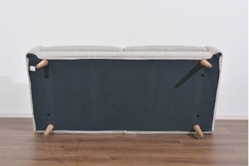 中古　美品　展示品　IDC大塚家具　コンパクトなサイズ感が嬉しいCAS-Dラブソファ　定価約13万円相当　(R-085680)