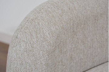 中古　美品　展示品　IDC大塚家具　コンパクトなサイズ感が嬉しいCAS-Dラブソファ　定価約13万円相当　(R-085680)