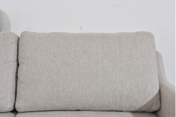 中古　美品　展示品　IDC大塚家具　コンパクトなサイズ感が嬉しいCAS-Dラブソファ　定価約13万円相当　(R-085680)