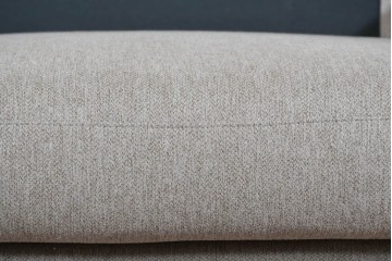 中古　美品　展示品　IDC大塚家具　コンパクトなサイズ感が嬉しいCAS-Dラブソファ　定価約13万円相当　(R-085680)