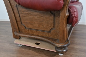 中古　オランダ輸入家具　オーク材の重厚なフレームと本革シートの質感が魅力の2人掛けソファ　定価約30万円相当　(R-085682)