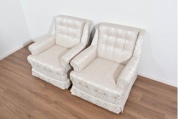 中古　超美品　特注品　国産職人手作り　某上場企業会長邸放出品　優雅な織り模様が映えるドレクセル風の一人掛けソファ2脚　製作費(1脚)約50万円　(R-085685)