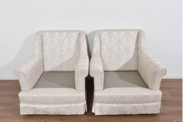 中古　超美品　特注品　国産職人手作り　某上場企業会長邸放出品　優雅な織り模様が映えるドレクセル風の一人掛けソファ2脚　製作費(1脚)約50万円　(R-085685)