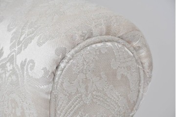 中古　超美品　特注品　国産職人手作り　某上場企業会長邸放出品　優雅な織り模様が映えるドレクセル風の一人掛けソファ2脚　製作費(1脚)約50万円　(R-085685)