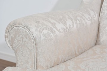 中古　超美品　特注品　国産職人手作り　某上場企業会長邸放出品　優雅な織り模様が映えるドレクセル風の一人掛けソファ2脚　製作費(1脚)約50万円　(R-085685)