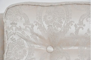 中古　超美品　特注品　国産職人手作り　某上場企業会長邸放出品　上品な織模様生地のドレクセル風の一人掛けソファ2脚　製作費(1脚)約50万円　(R-085686)