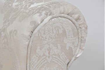 中古　超美品　特注品　国産職人手作り　某上場企業会長邸放出品　上品な織模様生地のドレクセル風の一人掛けソファ2脚　製作費(1脚)約50万円　(R-085686)