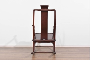 アジアンヴィンテージ　希少デザイン　花梨(カリン)材　螺鈿象嵌が美しい唐木のロッキングチェア　(R-085687)