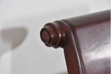 アジアンヴィンテージ　希少デザイン　花梨(カリン)材　螺鈿象嵌が美しい唐木のロッキングチェア　(R-085687)