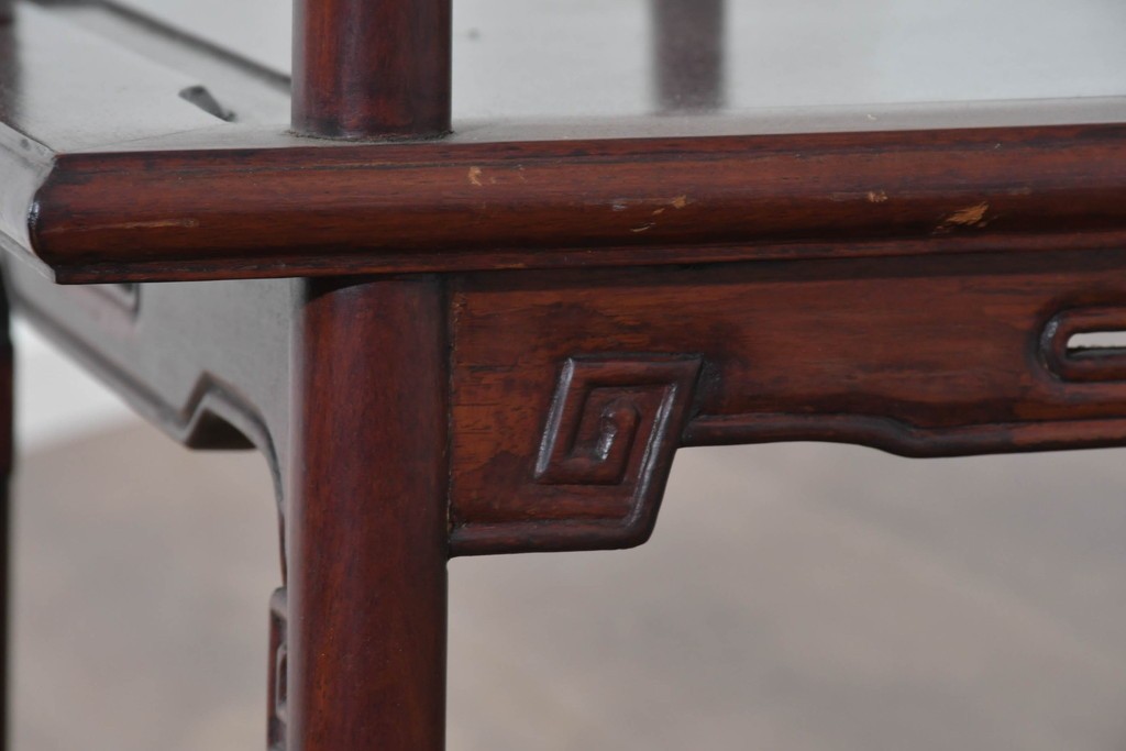 アジアンヴィンテージ　希少デザイン　花梨(カリン)材　螺鈿象嵌が美しい唐木のロッキングチェア　(R-085687)