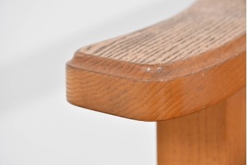 和製ヴィンテージ　国産　職人手作り　タモ無垢材　重厚でしっかりとした作りのアームチェア　(R-085688)