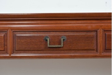 アジアンヴィンテージ　花梨材(カリン)　深みのある木肌と端正な框組が美しいコンソールテーブル　(R-085689)