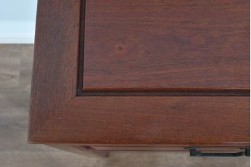 アジアンヴィンテージ　花梨材(カリン)　深みのある木肌と端正な框組が美しいコンソールテーブル　(R-085689)