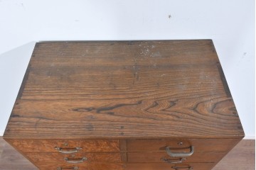 和製ヴィンテージ　左右非対称の引き出し構成が目を惹く小振りチェスト　(R-085690)