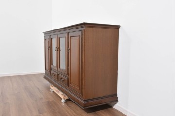 中古　美品　maruni(マルニ木工)　地中海ロイヤルシリーズ(ROYAL)　ガラス扉がアクセントになる落ち着いた佇まいのサイドボード　定価約55万円　(R-085691)