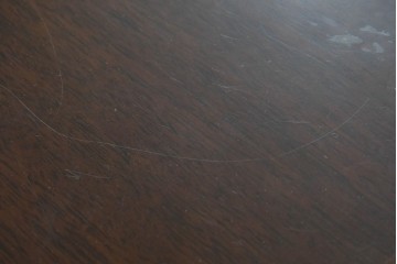 中古　美品　maruni(マルニ木工)　地中海ロイヤルシリーズ(ROYAL)　ガラス扉がアクセントになる落ち着いた佇まいのサイドボード　定価約55万円　(R-085691)