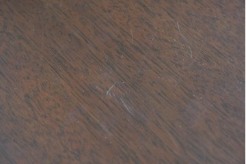 中古　美品　maruni(マルニ木工)　地中海ロイヤルシリーズ(ROYAL)　ガラス扉がアクセントになる落ち着いた佇まいのサイドボード　定価約55万円　(R-085691)