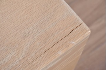 アジアンヴィンテージ　李朝デザイン　真鍮金具　重厚で上質な作りのローテーブルにもおすすめなブランケットボックス　(R-085692)