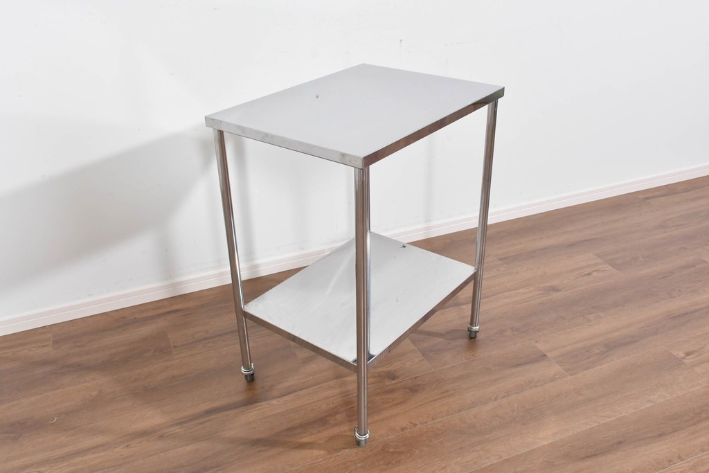 中古　シンプルで無駄のないデザインのキャスター付きステンレスワゴン　(R-085693)