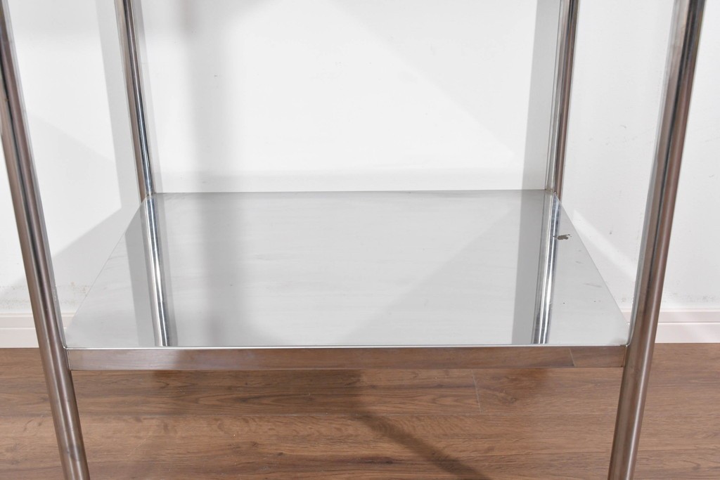 中古　シンプルで無駄のないデザインのキャスター付きステンレスワゴン　(R-085693)