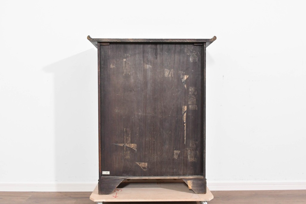 中古　アジア民芸家具　李朝デザイン　装飾性と機能性を兼ね備えた薬箪笥　(R-085694)