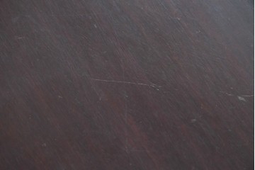 アジアンヴィンテージ　花梨(カリン)材　コウモリの彫刻があしらわれた希少デザインの飾り棚　(R-085696)