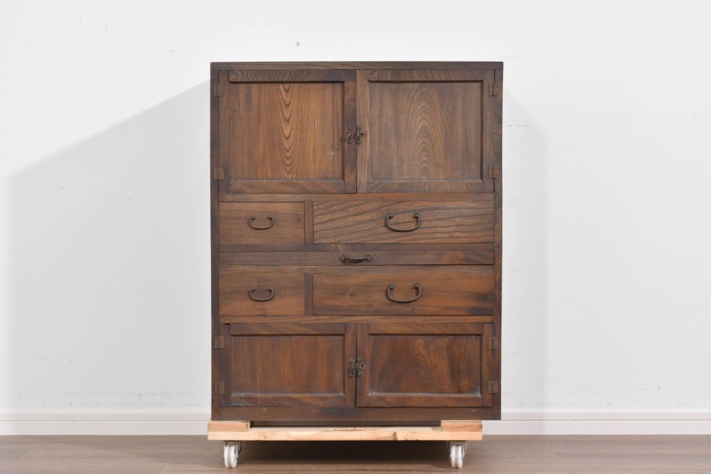 和製アンティーク　変わりデザイン!!　前面欅(ケヤキ)材の小振りな収納棚　(R-085698)